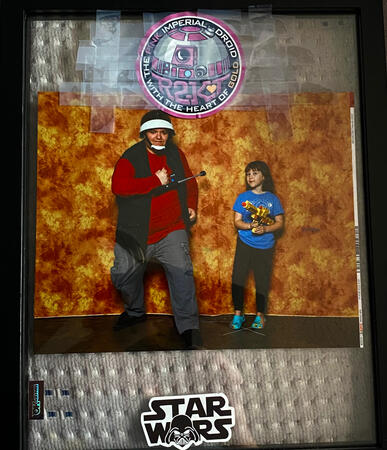 Dylan’s Rebel Friend cosplay with Vivien Lyra Blair, best known from her role as Princess Leia from Obi-Wan Kenobi (2022), which received “The Gold Heart” from Albin Johnson, a founding member & leader of the 501st Legion costume club